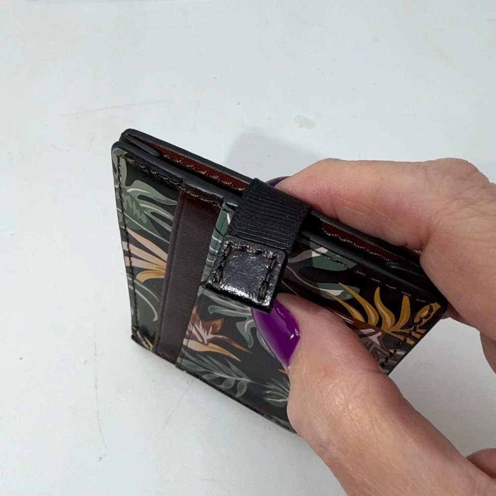 Fossil Mens Leather Bifold Money Clip Wallet Tropical Floral Print Black Brown